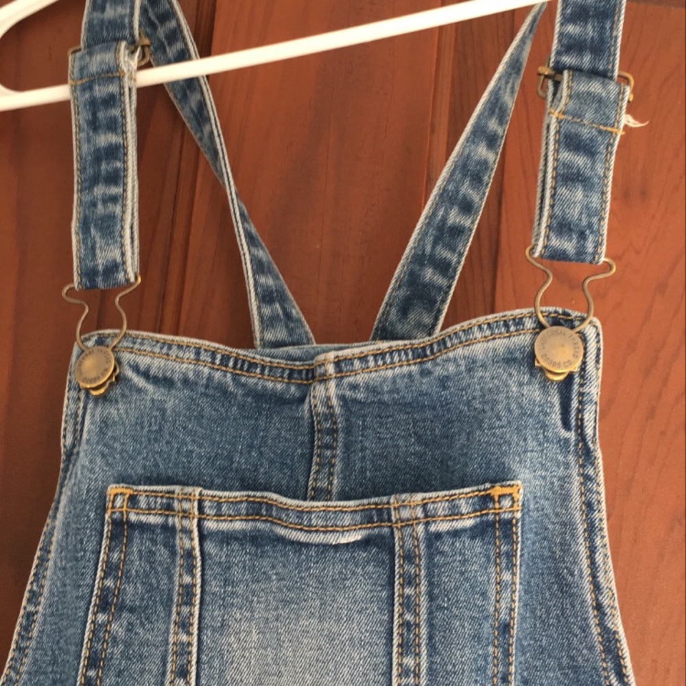 Universal thread overalls size small/xsmall